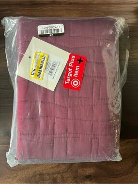 Target Quilted Bedding Throw Blanket - Mauve Pink